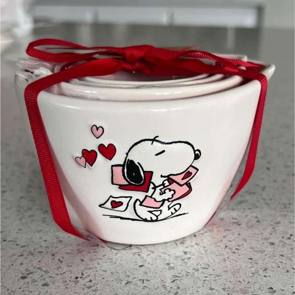 Rae Dunn snoopy measuring cups - Picture 1 of 3